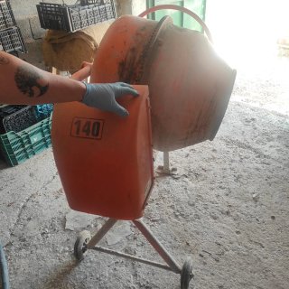 Hormigonera Naranja Venta en Huétor tajar