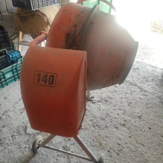 Hormigonera Naranja Venta en Huétor tajar