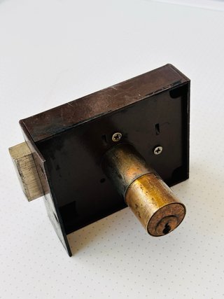 Cerradura sobreponer AZBE 12x8,5 cm