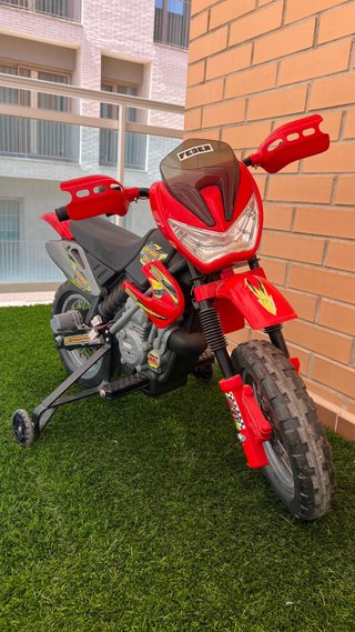 Moto eléctrica Feber Roja