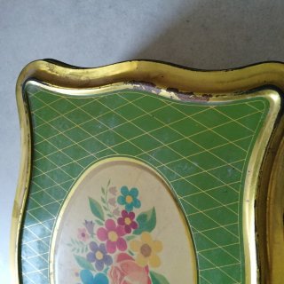 Scatola latta vintage floreale
