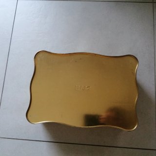 Scatola latta vintage floreale
