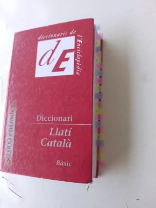 Diccionari bàsic llatí-català