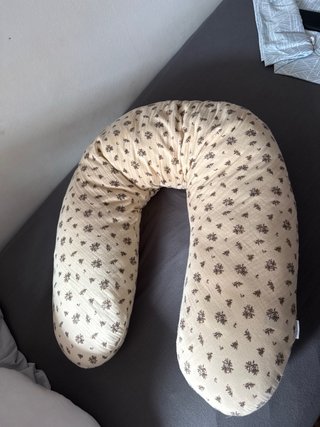 Almohada de lactancia floral