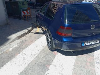 Volkswagen Golf 2003