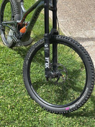 Commencal Supreme V4.3