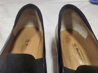Mocasines negros de piel ( El Ferrocarril )