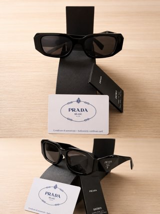 Gafas de sol Prada Negras