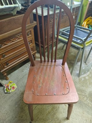 Silla victoriana de madera noble