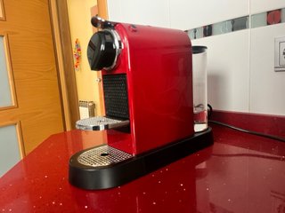 Cafetera Nespresso CitiZ C113 Roja