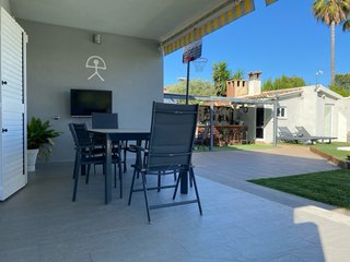 Piscina por horas. Barbacoa