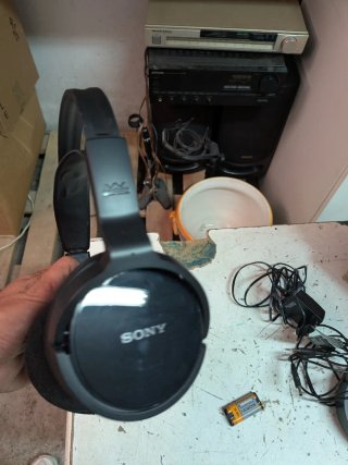 Cuffie Wireless Sony MDR-RF811RK + Base
