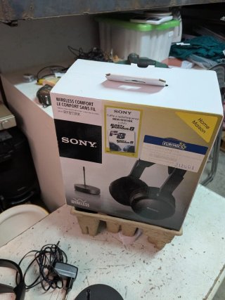 Cuffie Wireless Sony MDR-RF811RK + Base