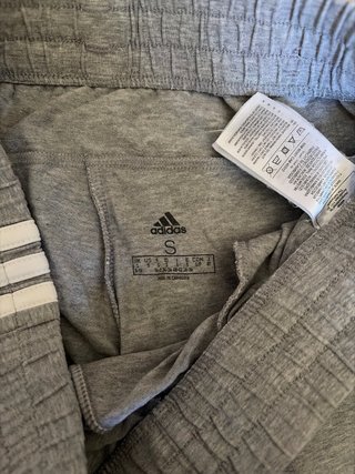 Pantalón chándal Adidas gris