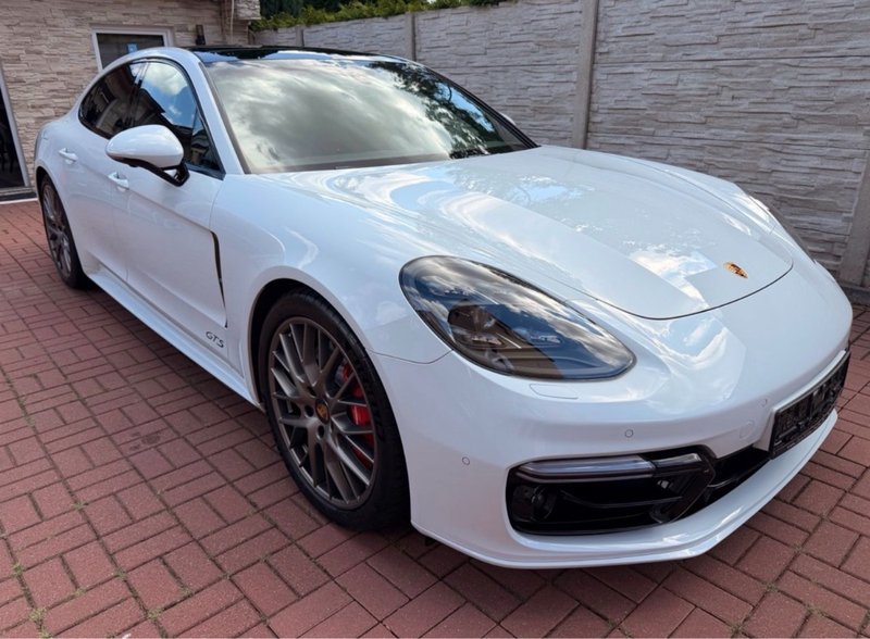 Porsche Panamera GTS Blanco 2019 - foto 1
