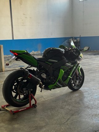 Kawasaki ZX10R Negra y Verde
