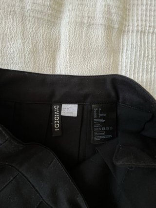 Falda plisada H&M negra
