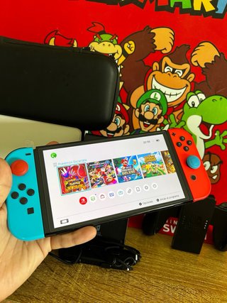 Nintendo Switch OLED come nuova + accessori