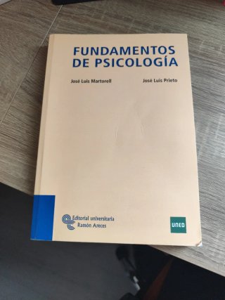 Fundamentos de la psicología UNED