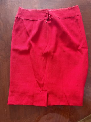 Traje Valentino Garavani Rojo Chaqueta y Falda