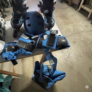 Patines en línea Oxelo     y equipo de protección
