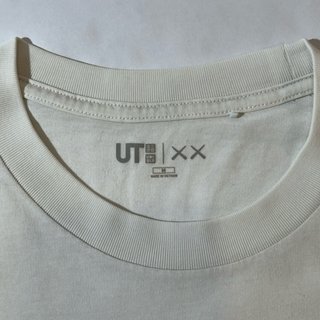 Camiseta Uniqlo x KAWS - Talla M