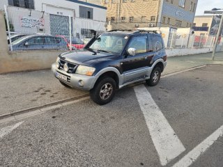 Mitsubishi Montero 2003