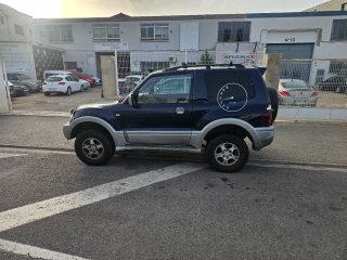 Mitsubishi Montero 2003