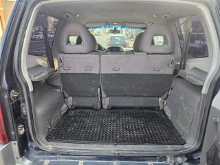 Mitsubishi Montero 2003
