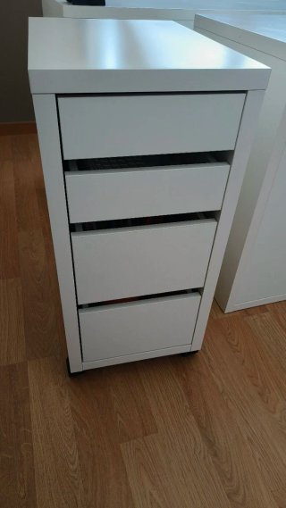 Cajonera de escritorio blanca con ruedas