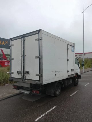 Nissan Cabstar 2004