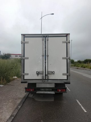 Nissan Cabstar 2004