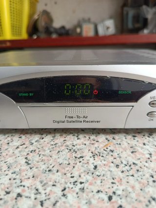 Decodificador Satélite Boston DVB-4500