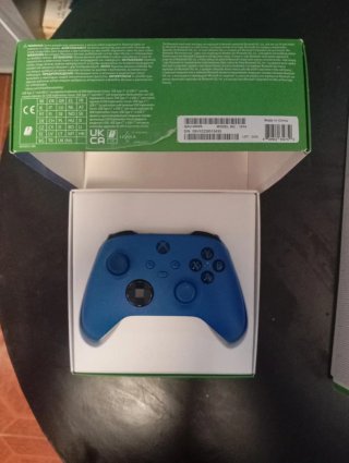 Xbox Series S + 1 Control Azul