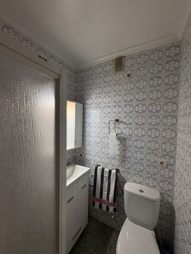 Se vende piso con ascensor