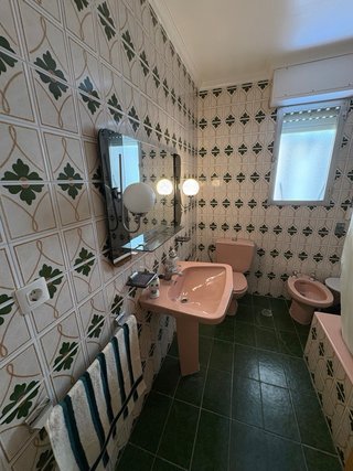 Se vende piso con ascensor