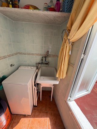 Se vende piso con ascensor