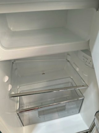 Nevera pequeña Electrolux.