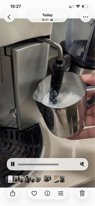 Cafetera DeLonghi Magnifica Plata