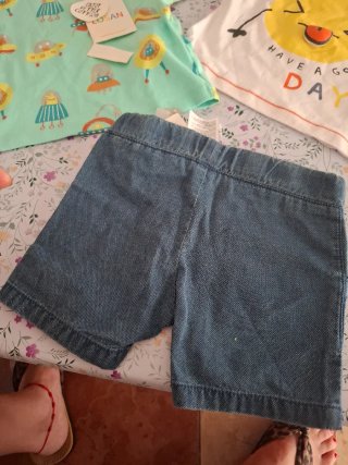 Conjunto bebé: 2 camisetas y pantalón de 3 a 6 mes