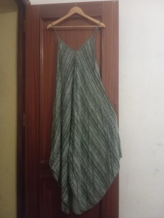 Vestido largo corte desigual verde azul