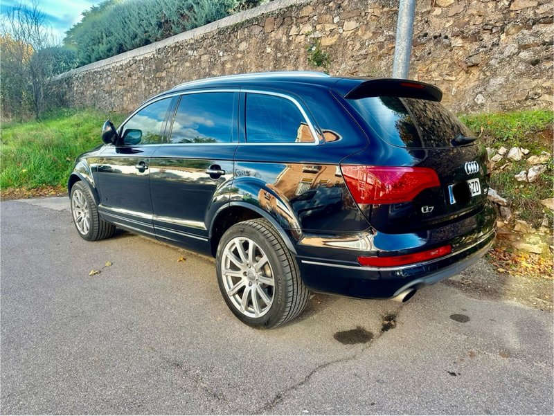 Audi Q7 2011 - foto 1