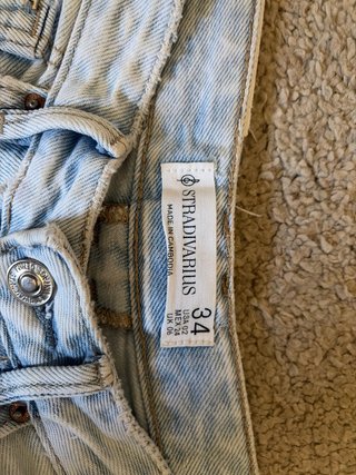 Vaqueros cortos Stradivarius tiro alto