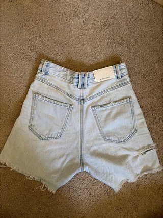 Vaqueros cortos Stradivarius tiro alto