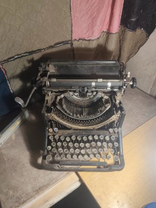 Máquina de Escribir Antigua