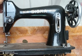 Máquina de coser SIGMA ELGOIBAR vintage