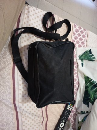 Pantalla para coche con funda