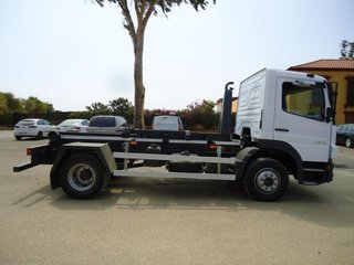 Mercedes ATEGO 13 23-CAMIONES GRUA
