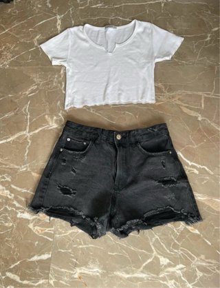 Lote 2 camisetas y shorts Stradivarius