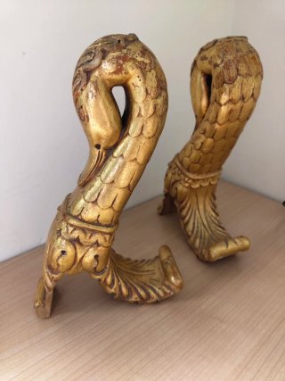Pareja de tallas de madera dorada tallada vintage